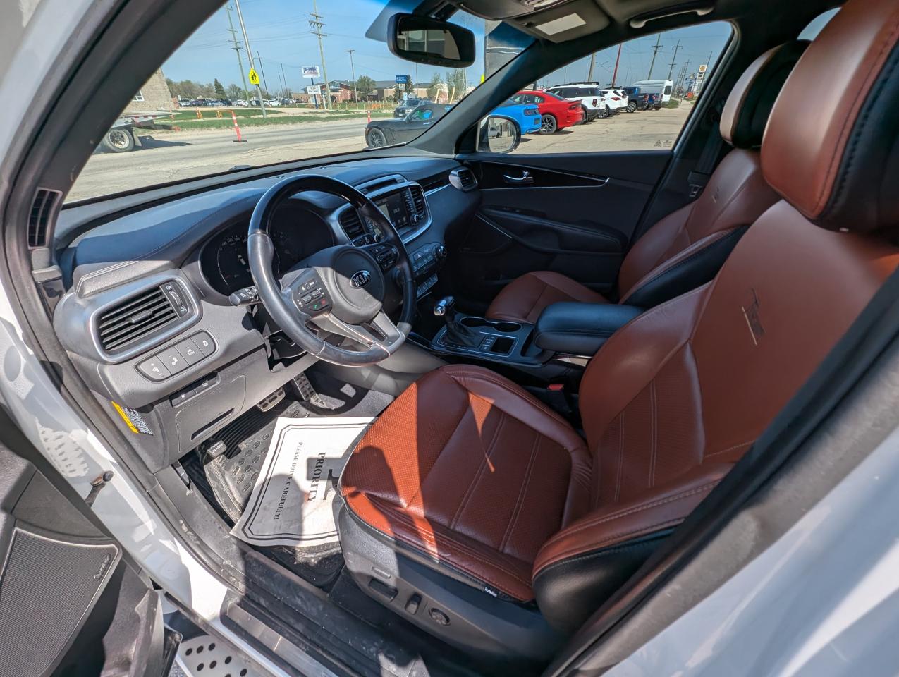 2016 Kia Sorento SX | Leather | Cooled Seats | Blind Spot Monitor - Photo #10