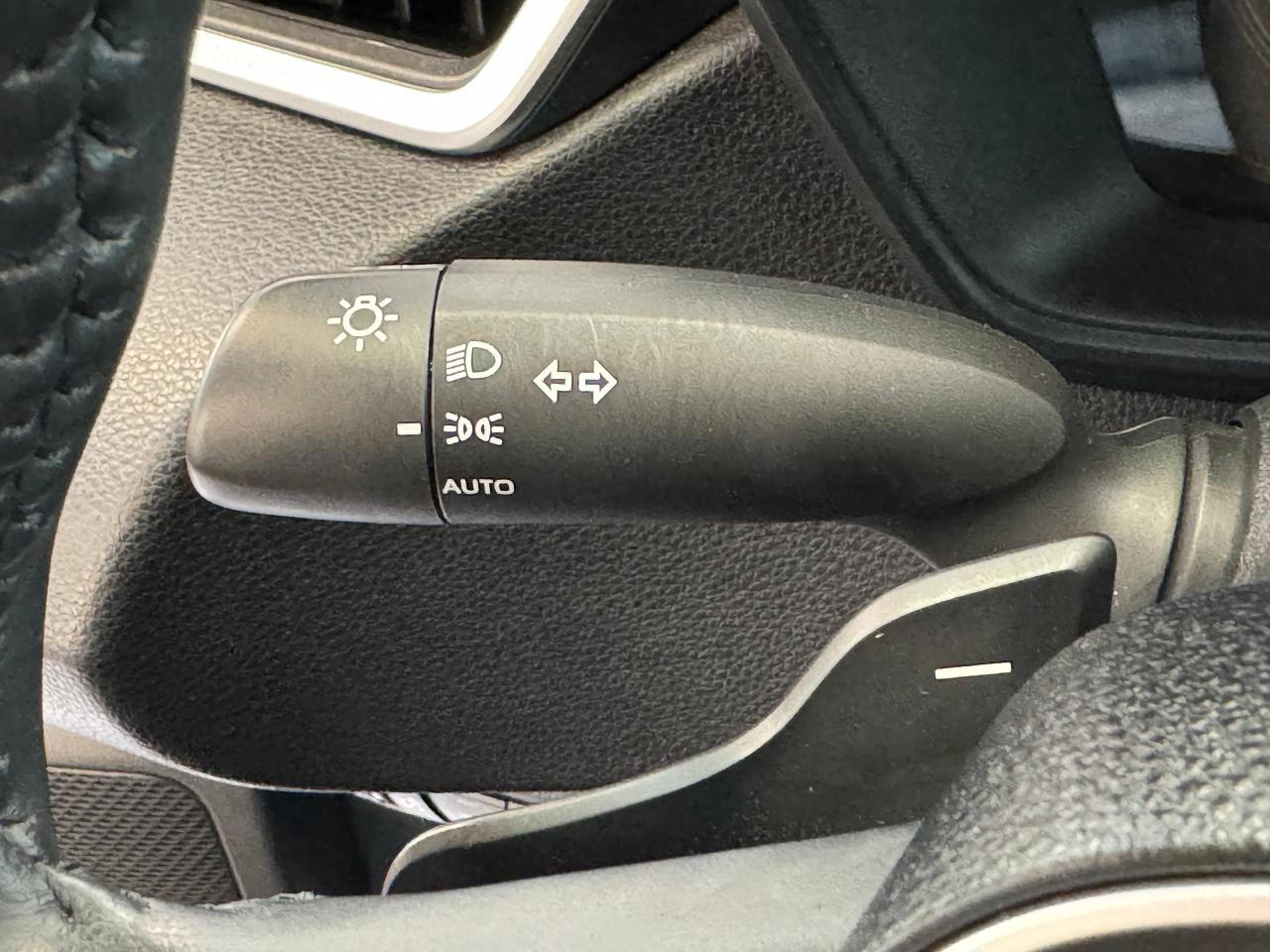 2022 Toyota Corolla SE+Camera+ApplePlay+Push Start+CLEAN CARFAX - Photo #48