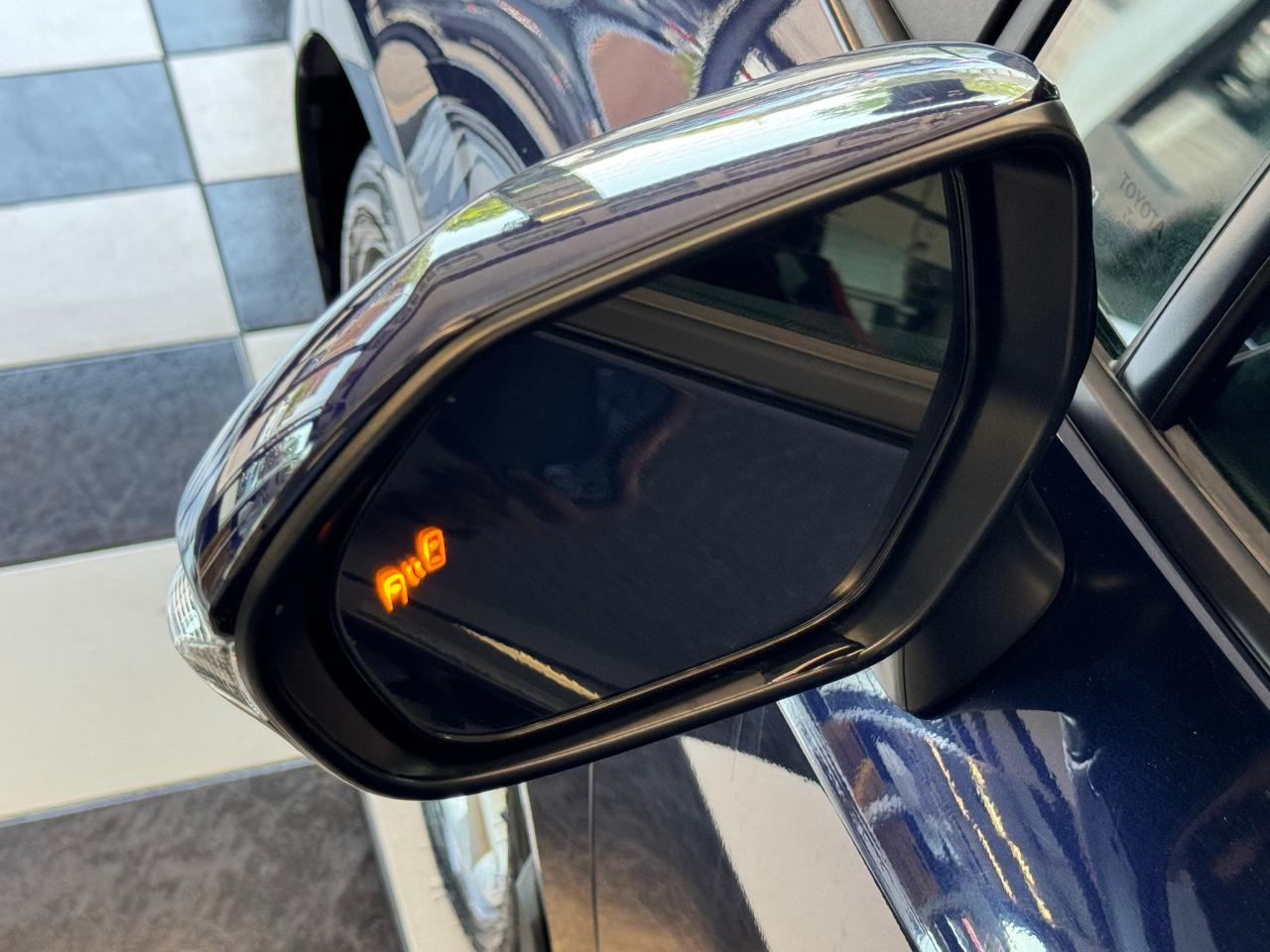 2022 Toyota Corolla SE+Camera+ApplePlay+Push Start+CLEAN CARFAX - Photo #12