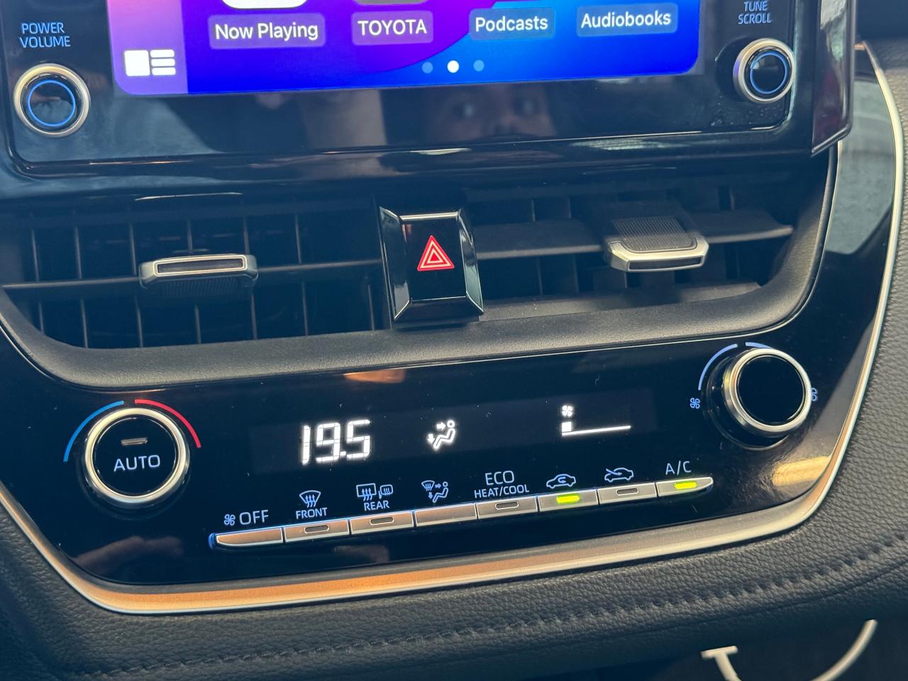 2022 Toyota Corolla SE+Camera+ApplePlay+Push Start+CLEAN CARFAX - Photo #36