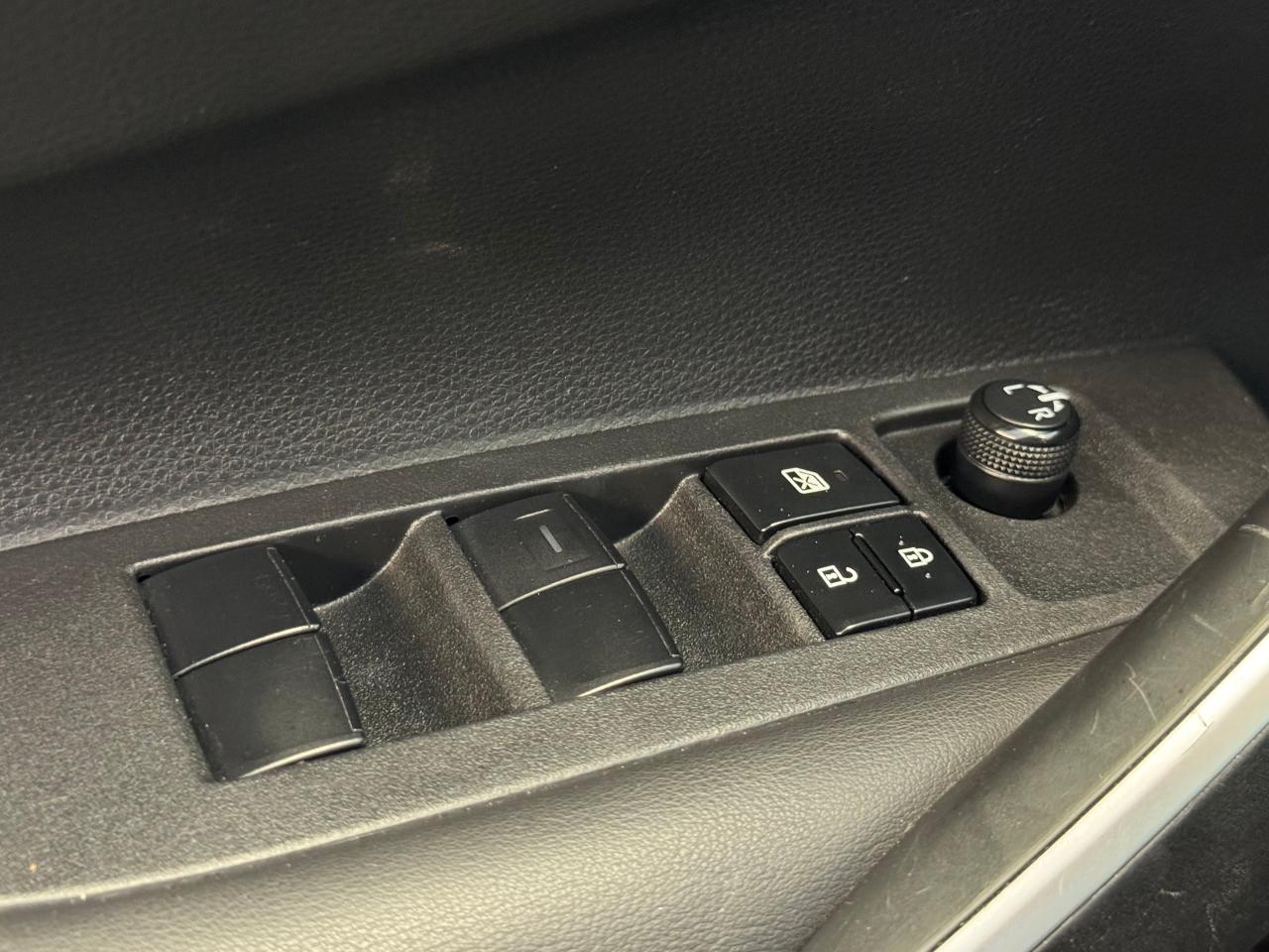 2022 Toyota Corolla SE+Camera+ApplePlay+Push Start+CLEAN CARFAX - Photo #50