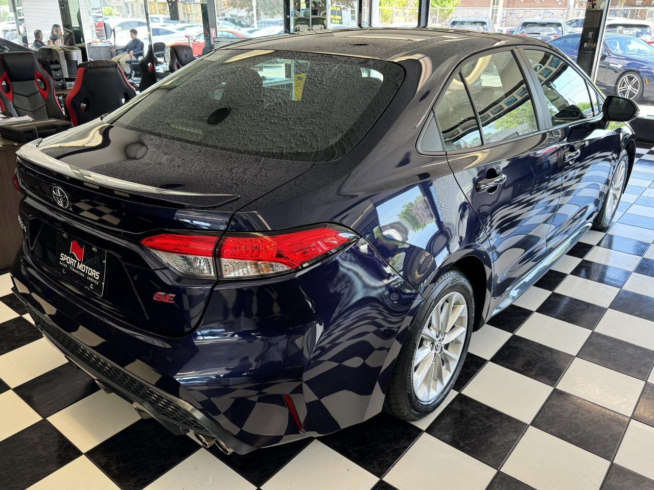 2022 Toyota Corolla SE+Camera+ApplePlay+Push Start+CLEAN CARFAX Photo4