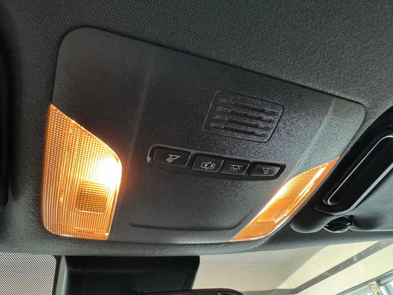 2022 Toyota Corolla SE+Camera+ApplePlay+Push Start+CLEAN CARFAX - Photo #52