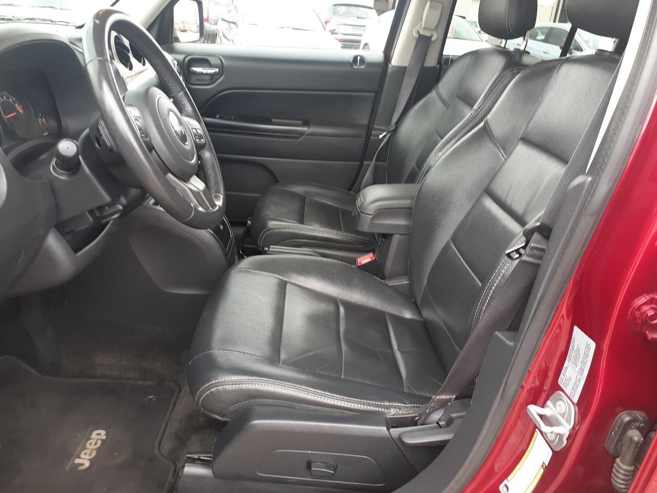 2017 Jeep Patriot High Altitude, AWD Lther, Sunroof, Htd Seats, Nav - Photo #13