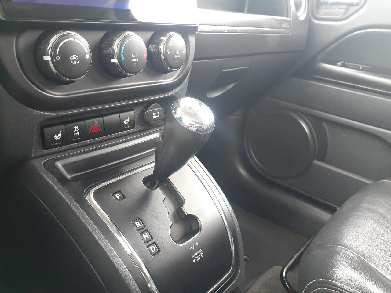 2017 Jeep Patriot High Altitude, AWD Lther, Sunroof, Htd Seats, Nav - Photo #18