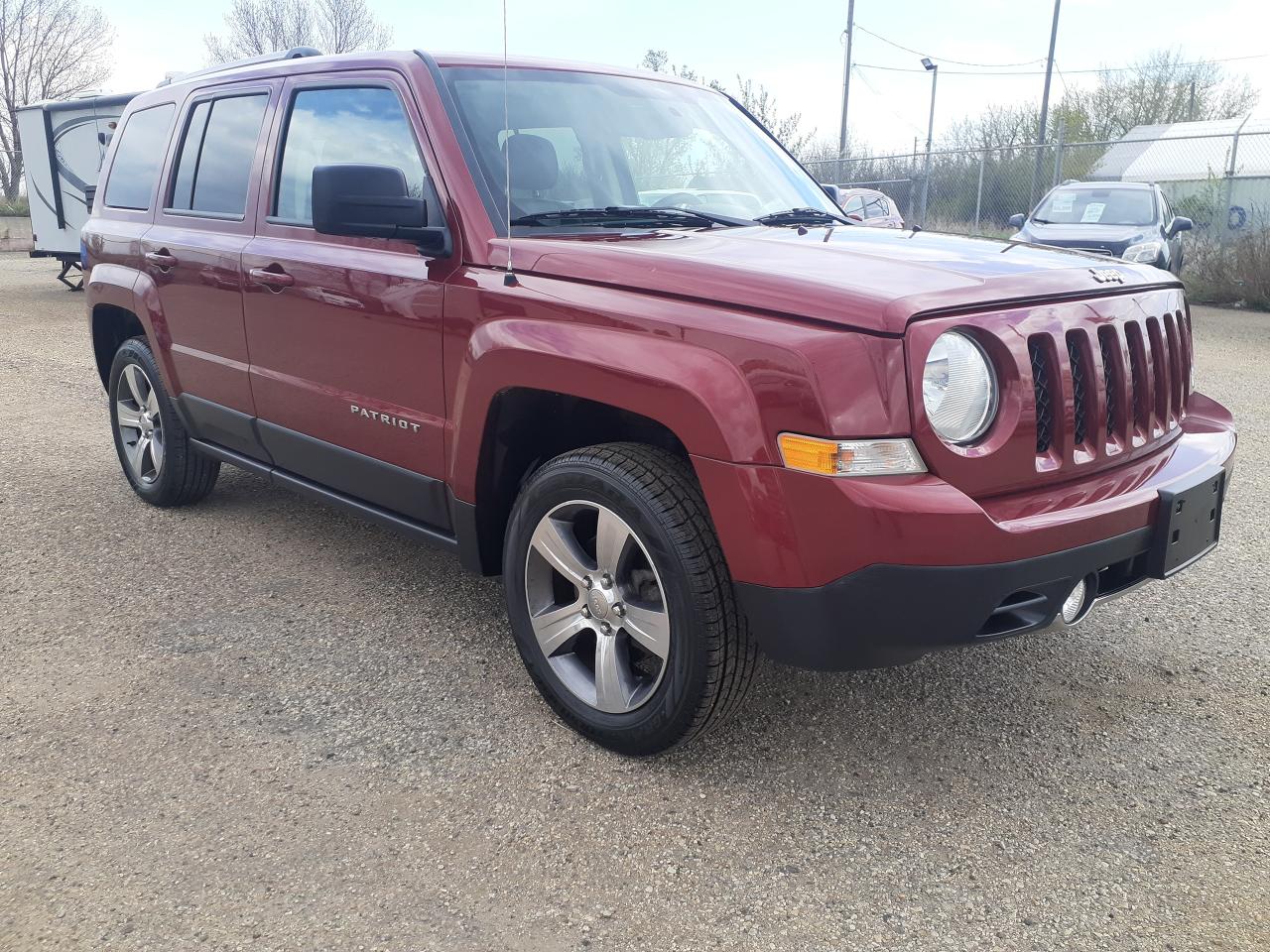 2017 Jeep Patriot High Altitude, AWD Lther, Sunroof, Htd Seats, Nav - Photo #3