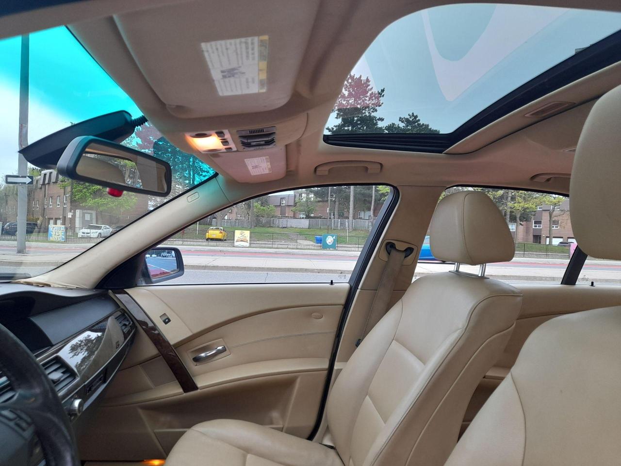 2006 BMW 5 Series 525XI-AWD-LEATHER-SUNROOF-ALLOYS-EXTRA CLEAN Photo
