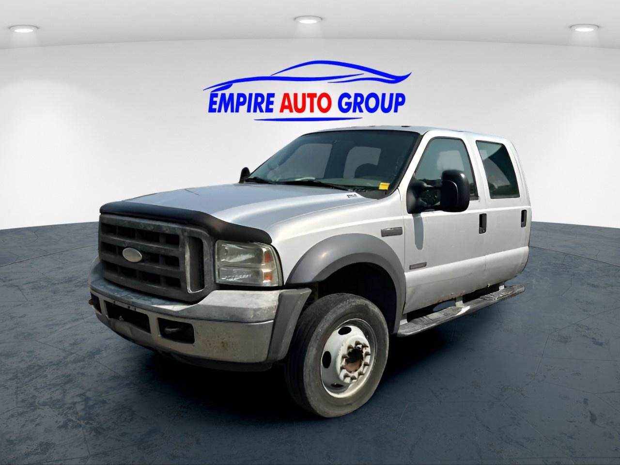 2005 Ford F-450 CREW CAB DIESEL  WITH DUMP BED Photo3