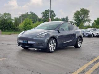 Used 2023 Tesla Model Y Long Range AWD, 2 Sets Wheels, Home Charger, Leatherette, Transparent Roof, and more! for sale in Guelph, ON