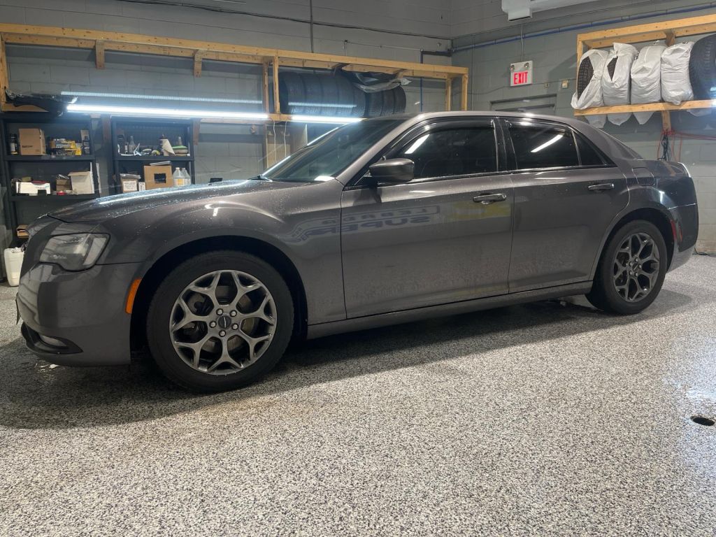 Used 2017 Chrysler 300 300S AWD * Leather * Push To Start * Rear View Camera * Paddle Shifters * Sport Mode * Dual Zone Climate Control * Traction/Stability Control * Steeri for Sale in Cambridge, Ontario
