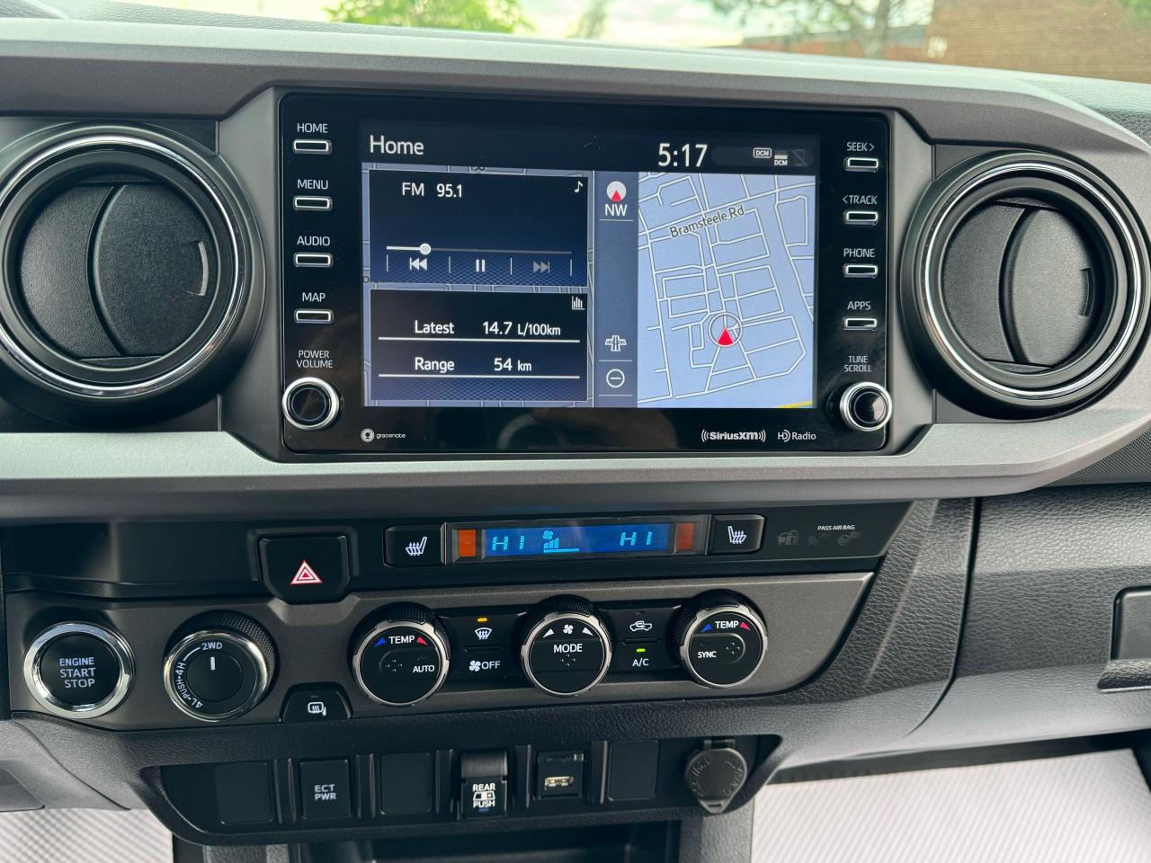 2022 Toyota Tacoma TRD Sport - Photo #13