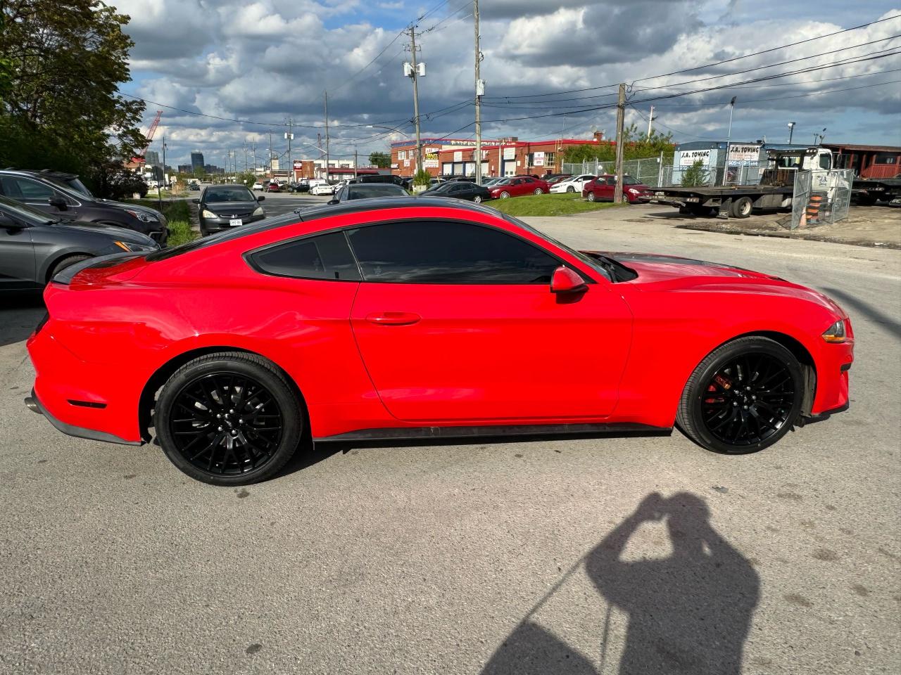 2019 Ford Mustang EcoBoost Photo3