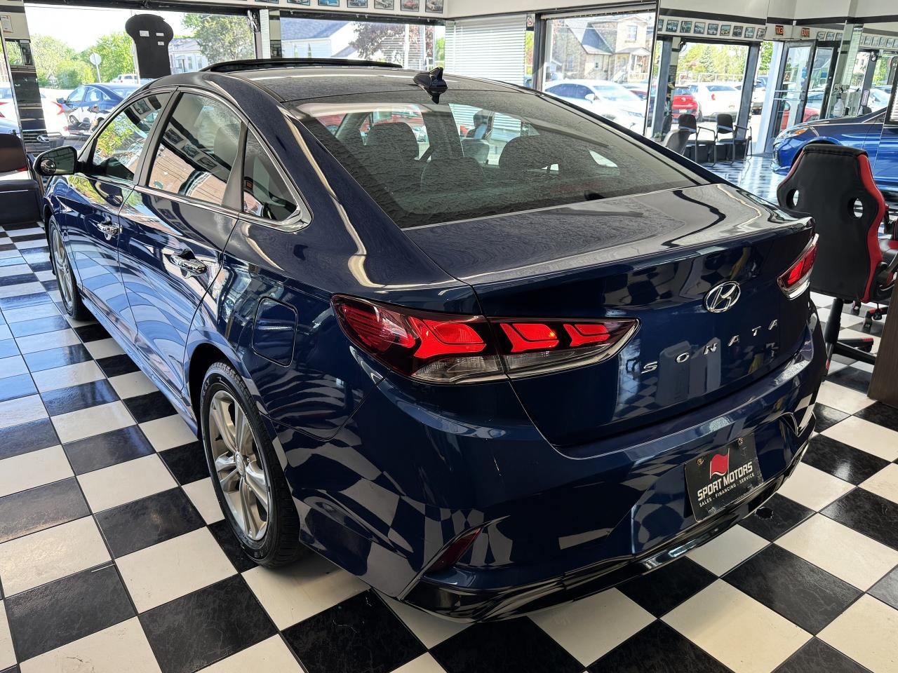2018 Hyundai Sonata GLS+Roof+Leather+ApplePlay+PWR Seat+CLEAN CARFAX Photo2