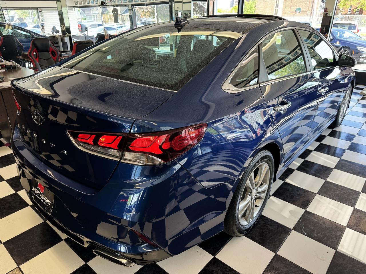 2018 Hyundai Sonata GLS+Roof+Leather+ApplePlay+PWR Seat+CLEAN CARFAX Photo4