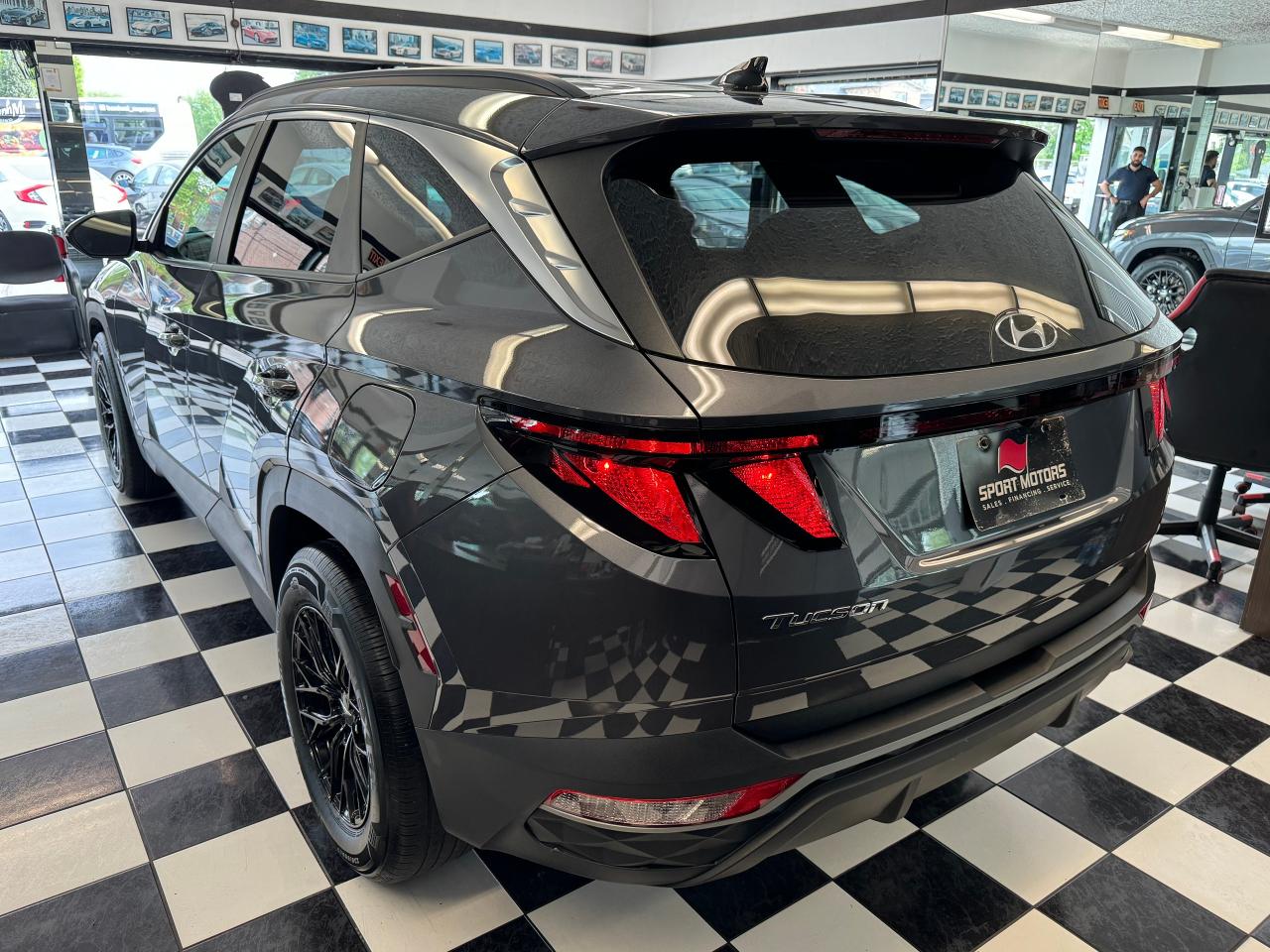 2023 Hyundai Tucson Preferred+Adaptive Cruise+Lane Keep+CLEAN CARFAX Photo2