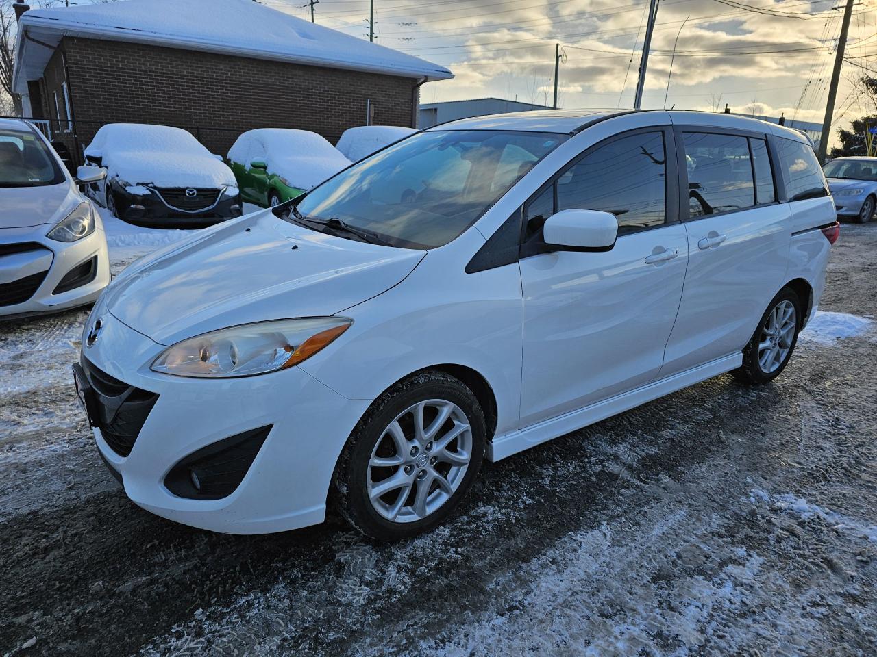 Used 2012 Mazda MAZDA5 GT/AUTO/6 PASS/ACCIDENT FREE/LEATHER/SUNROOF/193KM for sale in Ottawa, ON