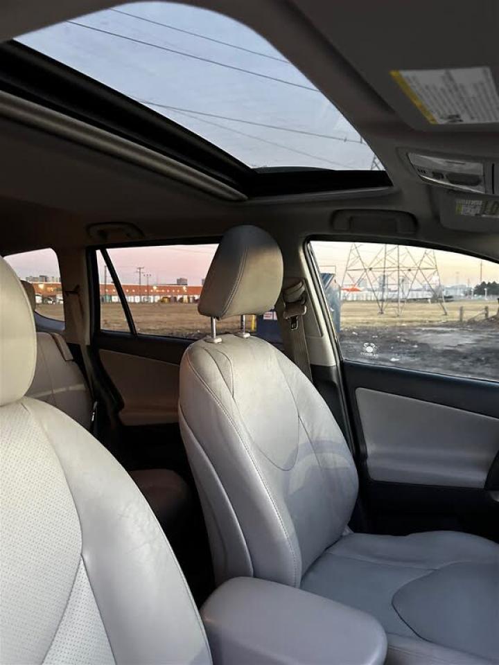 2011 Toyota RAV4 Limited 4WD - Photo #10