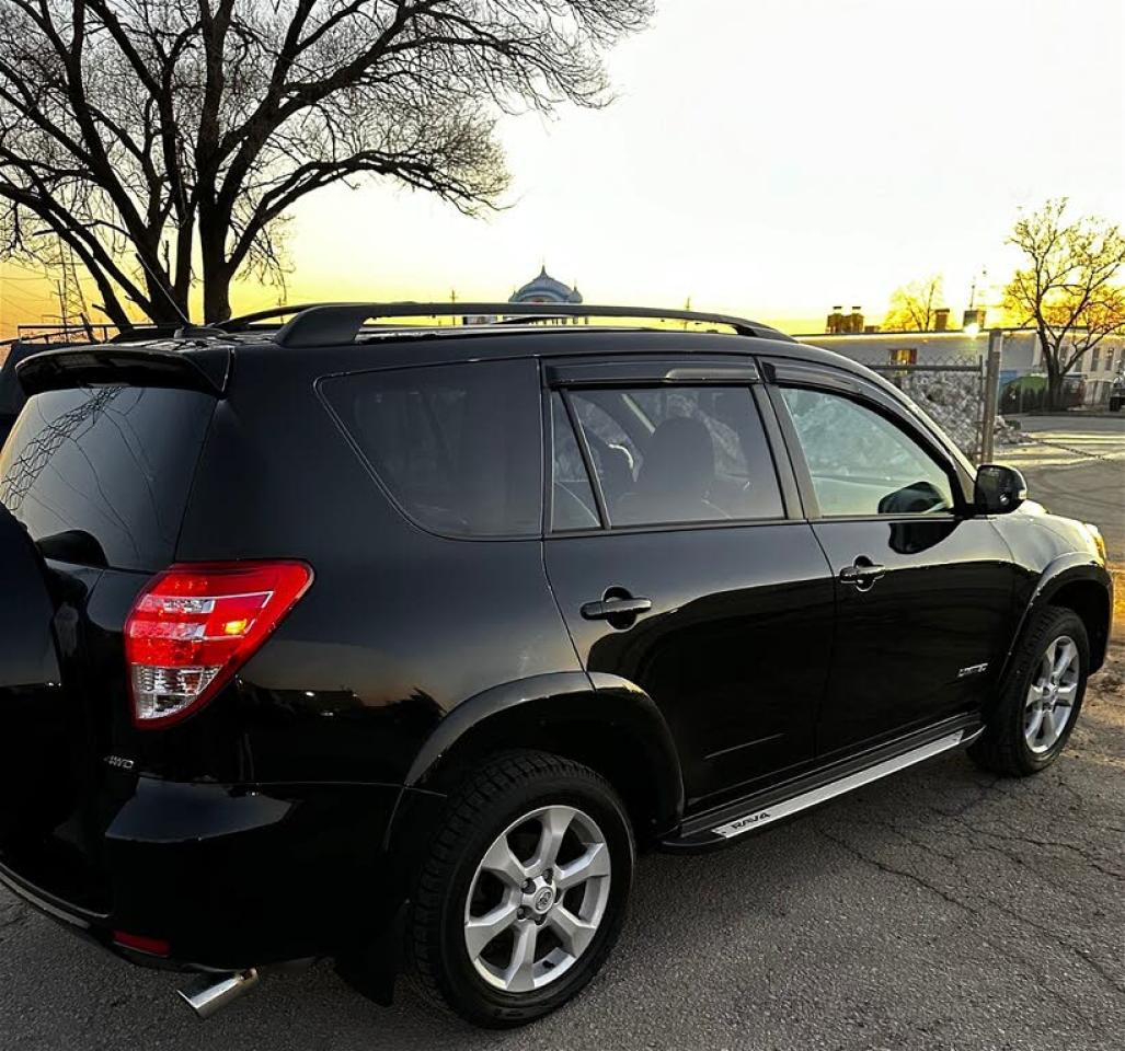 2011 Toyota RAV4 Limited 4WD - Photo #4