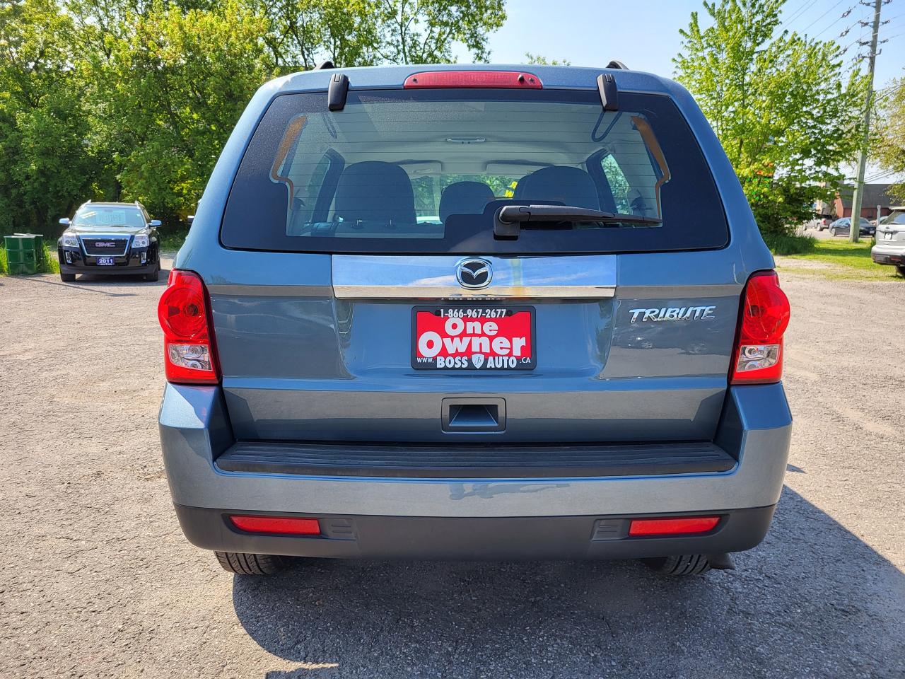 2010 Mazda Tribute GS Photo3