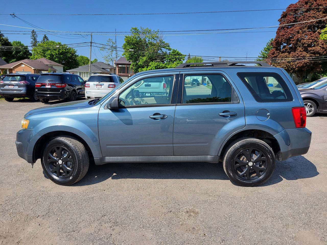 2010 Mazda Tribute GS Photo