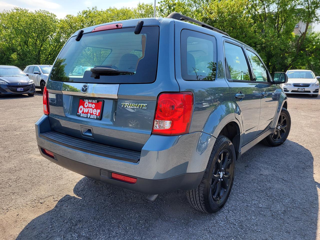 2010 Mazda Tribute GS Photo4