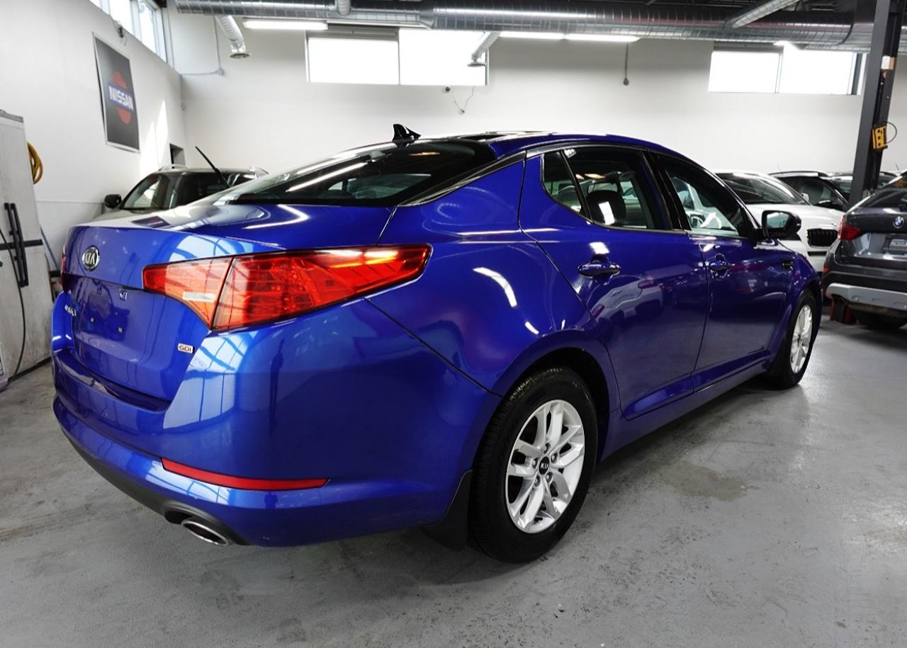 2011 Kia Optima PANO ROOF,ONE OWNER,NO ACCIDENT - Photo #4