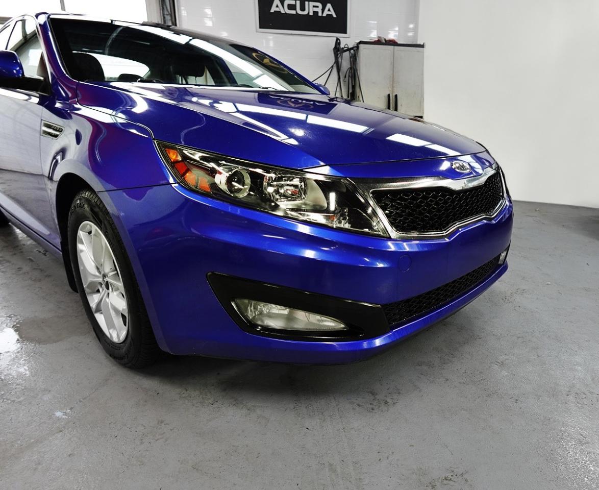 2011 Kia Optima PANO ROOF,ONE OWNER,NO ACCIDENT - Photo #13