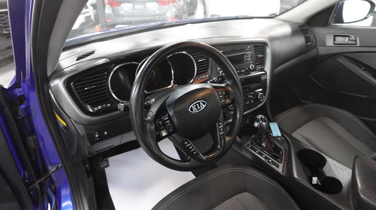 2011 Kia Optima PANO ROOF,ONE OWNER,NO ACCIDENT - Photo #15