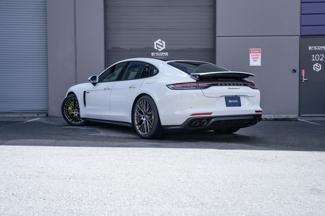 2023 Porsche Panamera 4E-hybrid Platinum Edition - Photo #5