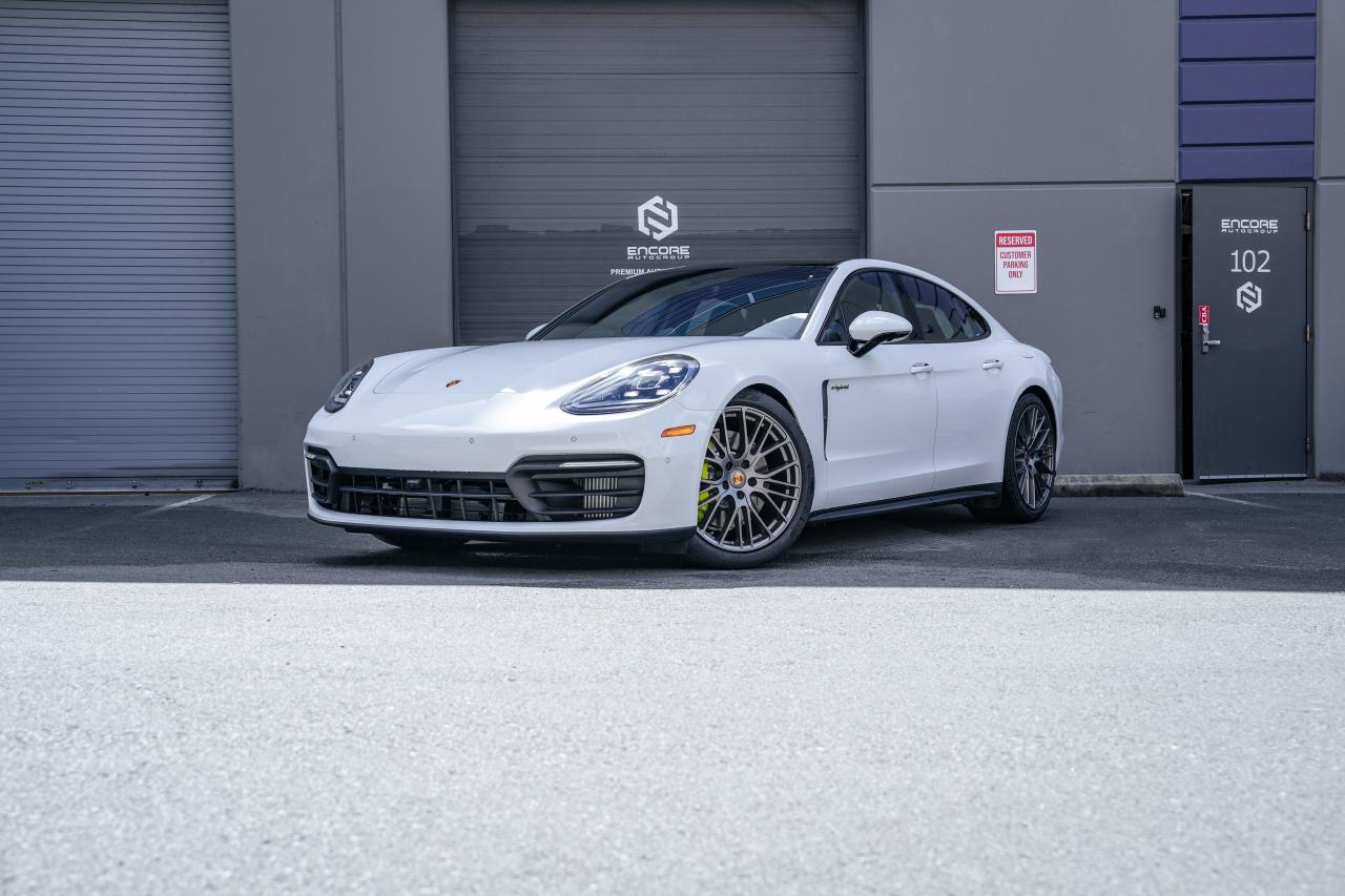 2023 Porsche Panamera 4E-hybrid Platinum Edition - Photo #2