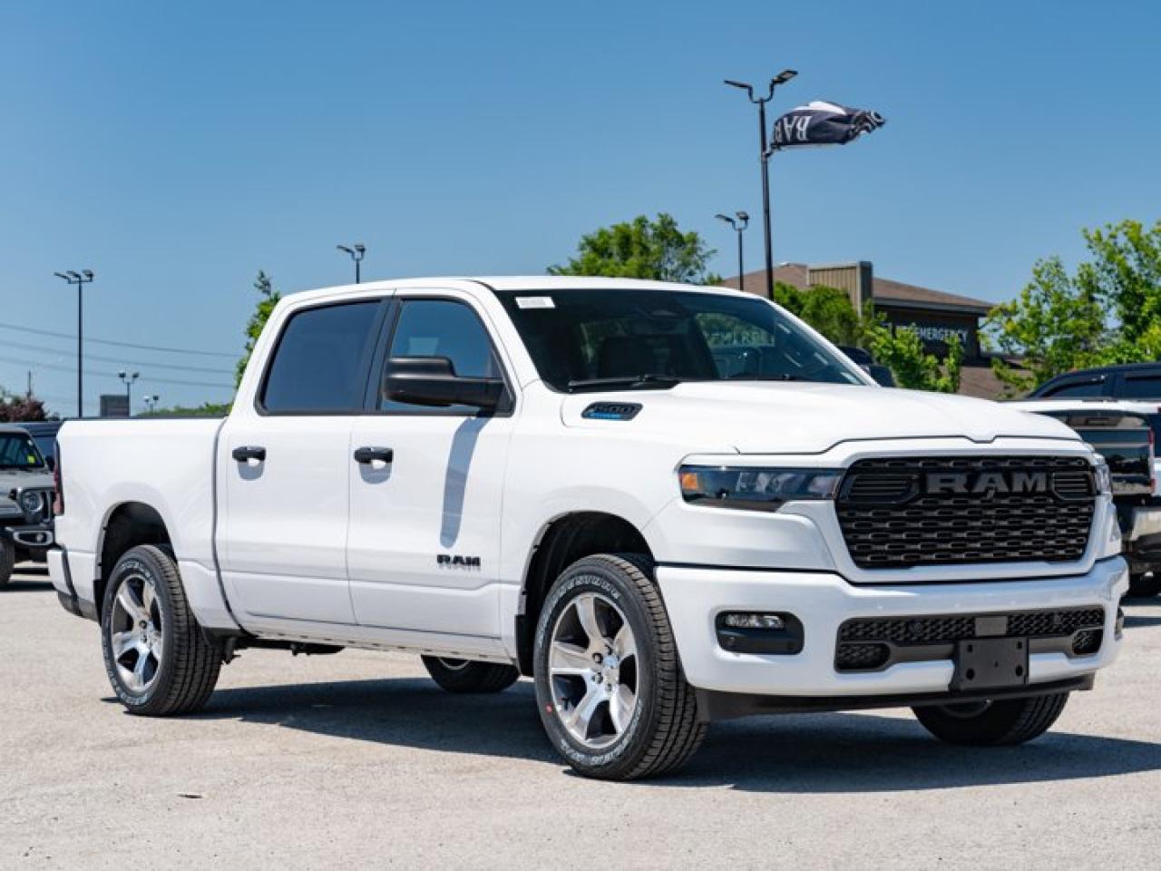 2025 RAM 1500 TRADESMAN Photo