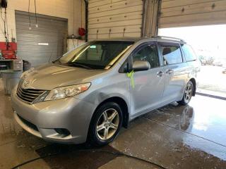 Used 2014 Toyota Sienna LE for sale in Innisfil, ON