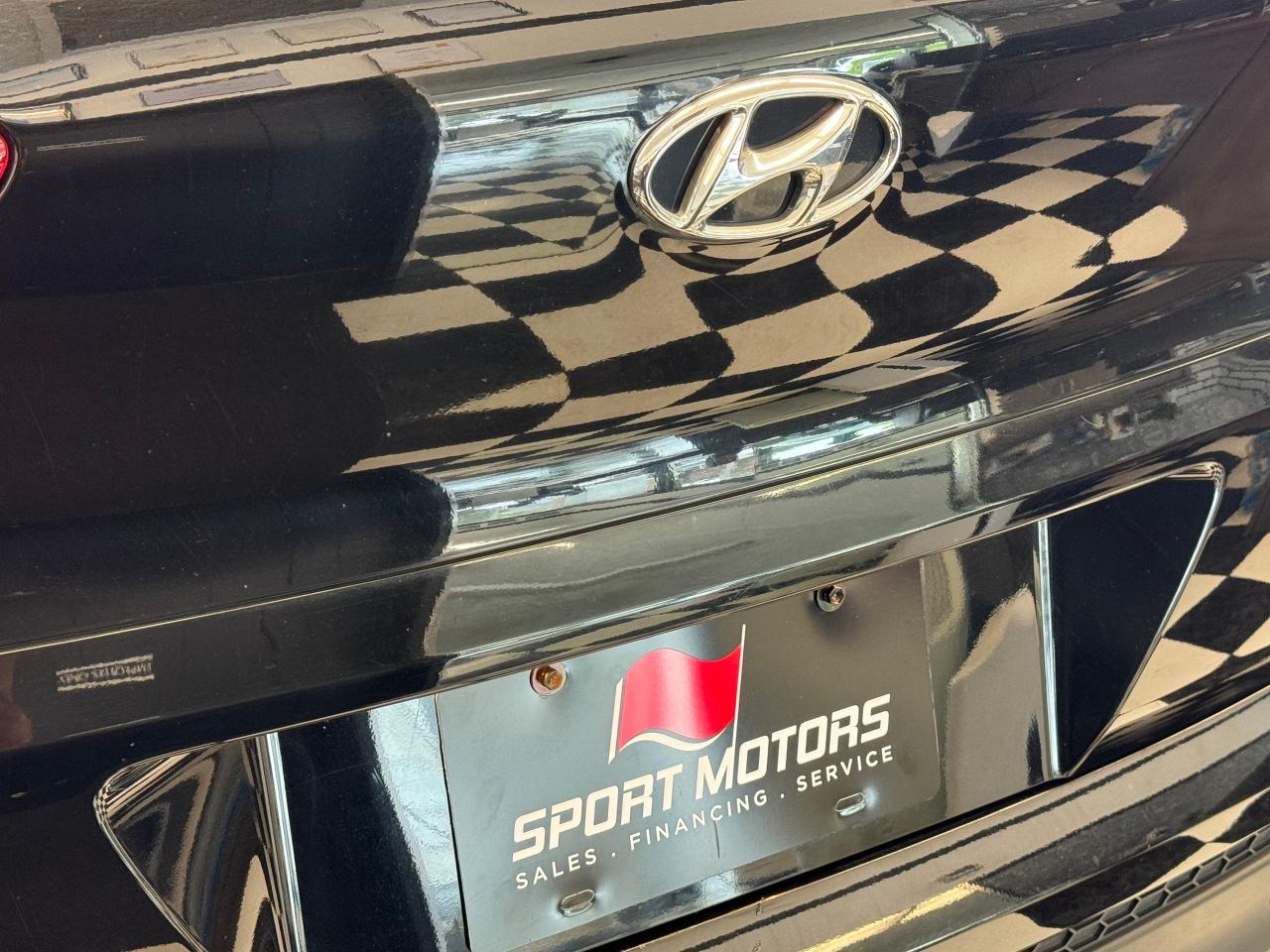 2018 Hyundai Tucson Premium GLS AWD+ApplePlay+New Tires+ACCIDENT FREE - Photo #57