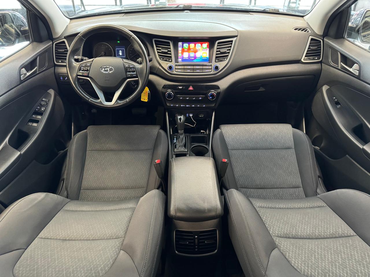 2018 Hyundai Tucson Premium GLS AWD+ApplePlay+New Tires+ACCIDENT FREE Photo7