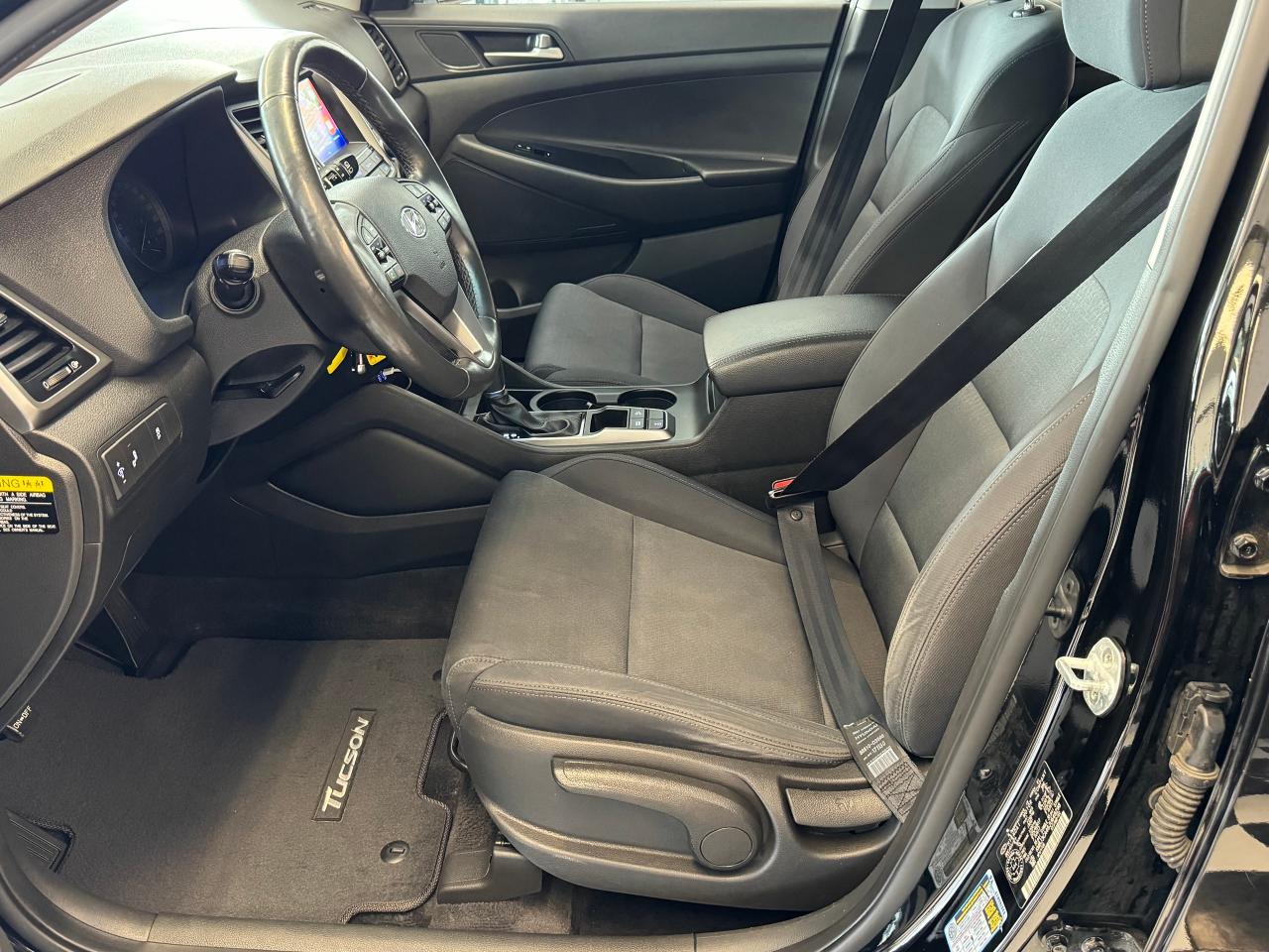 2018 Hyundai Tucson Premium GLS AWD+ApplePlay+New Tires+ACCIDENT FREE - Photo #19