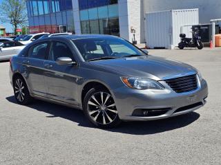 Used 2012 Chrysler 200 S for sale in Barrie, ON