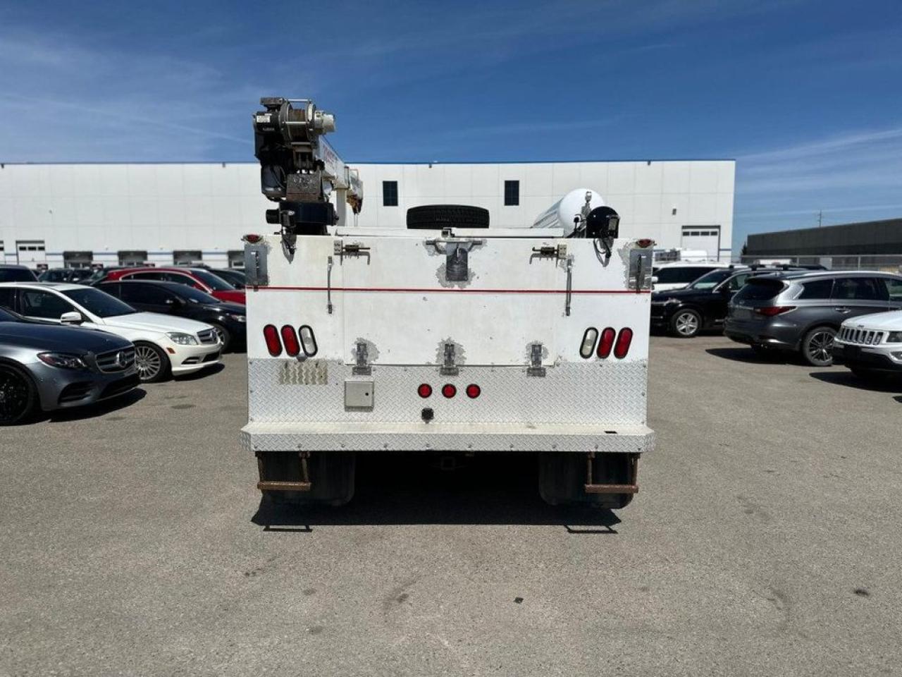 2017 RAM 5500 3500LB CRANE | DEMO SPECIAL Photo3