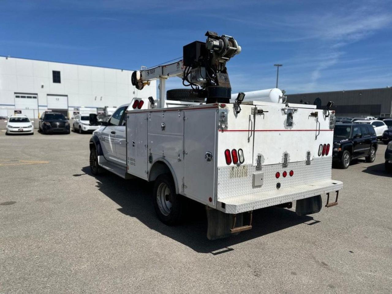 2017 RAM 5500 3500LB CRANE | DEMO SPECIAL Photo4