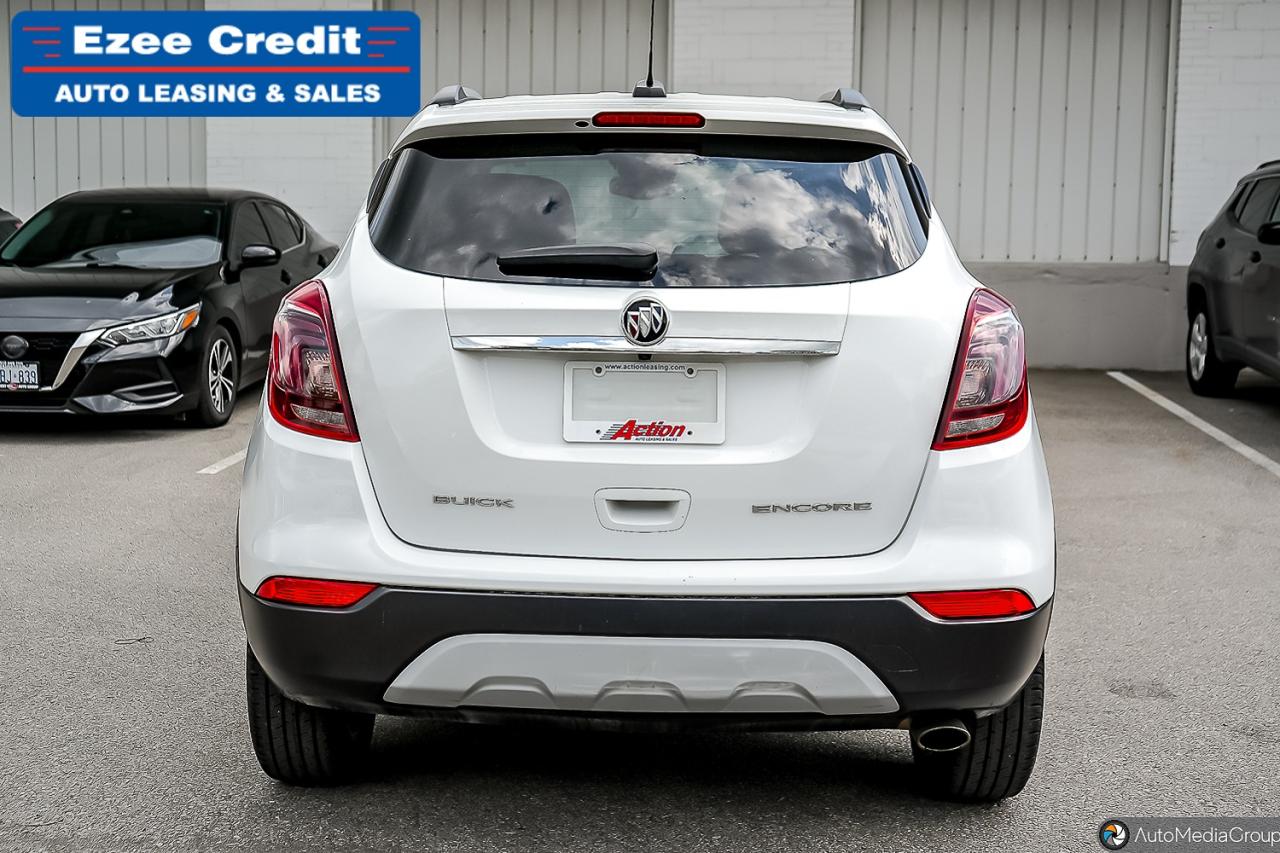 2018 Buick Encore Preferred Photo5