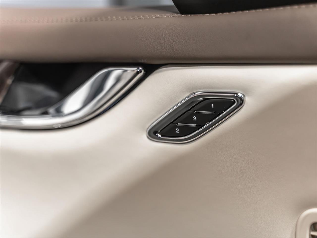 2014 Maserati Quattroporte S Q4|NAVI|REARCAM|LOW KM'S|ONE OWNER Photo