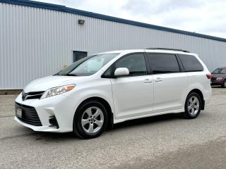 Used 2020 Toyota Sienna LE 8 Passenger Power Doors Reverse Camera Carplay for sale in Kitchener, ON