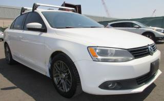 <p>2013 JETTA SPORTLINE EDITION IS FEATURED WITH A BACKUP CAMERA, LEATHER AND HEATED SEATS, DUAL TUNE INTERIOR, BLUETOOTH, AUTOMATIC TRANSMISSION, A 4DOOR SEDAN, COMES CERTIFIED, AND 90 DAYS BUMPER-TO-BUMPER SHOP WARRANTY.</p>