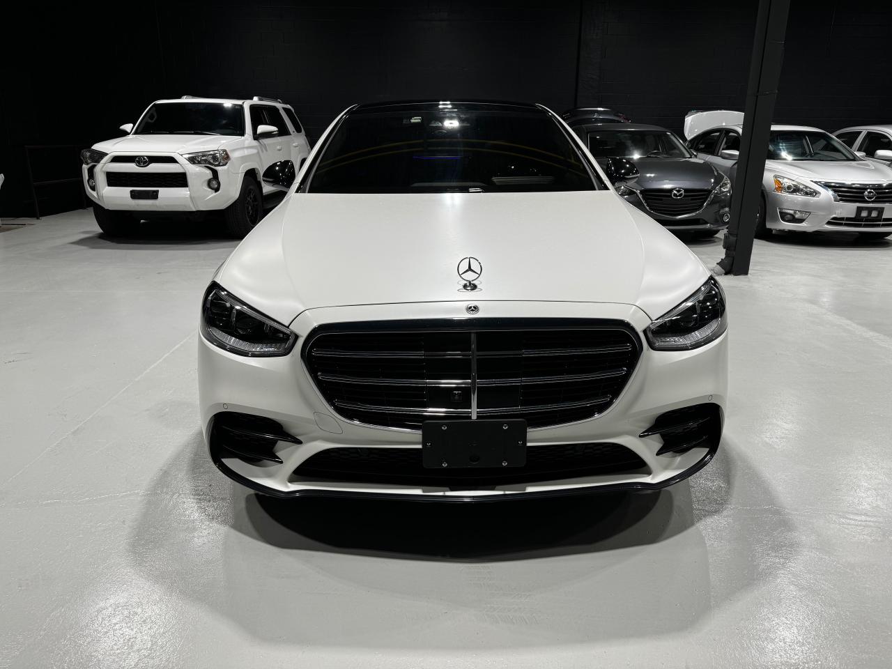 2022 Mercedes-Benz S-Class S 580 4MATIC Sedan - Photo #2