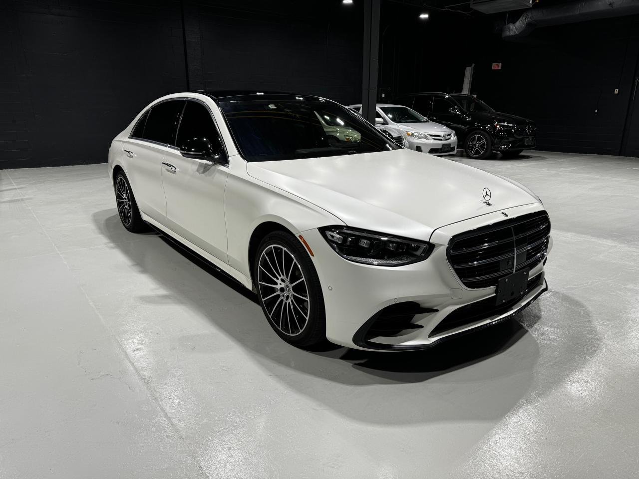 2022 Mercedes-Benz S-Class S 580 4MATIC Sedan - Photo #3