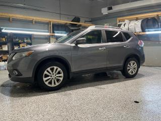 Used 2016 Nissan Rogue S AWD for sale in Cambridge, ON