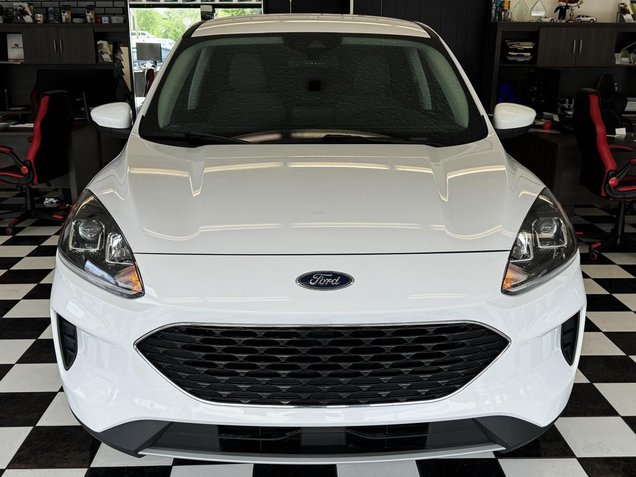 2021 Ford Escape SE AWD+LaneKeep+Pre Collision Assist+CLEAN CARFAX Photo70
