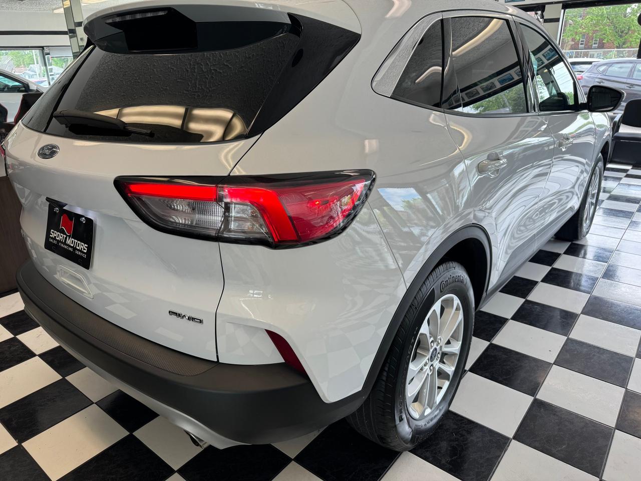 2021 Ford Escape SE AWD+LaneKeep+Pre Collision Assist+CLEAN CARFAX Photo105