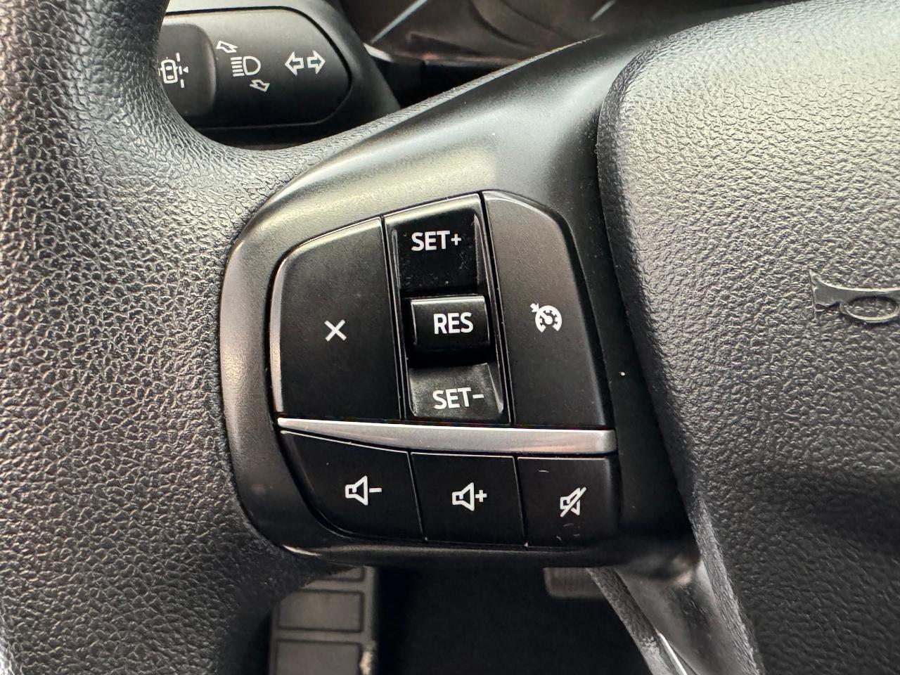 2021 Ford Escape SE AWD+LaneKeep+Pre Collision Assist+CLEAN CARFAX Photo110
