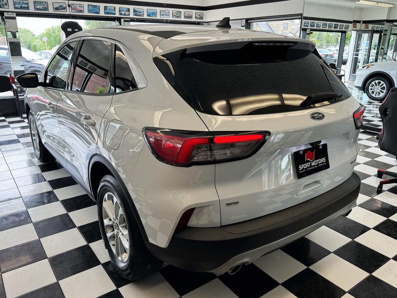 2021 Ford Escape SE AWD+LaneKeep+Pre Collision Assist+CLEAN CARFAX Photo66
