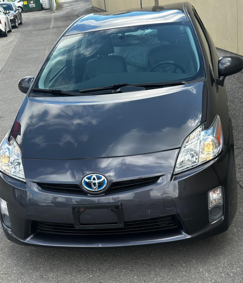2010 Toyota Prius Base Photo4